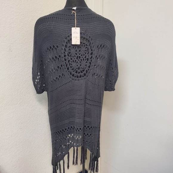 Black Crochet Open-Front Fringe Cape - Picture 4 of 6